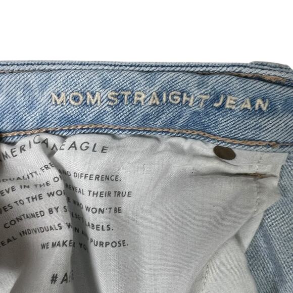 American Eagle AE Mom Straight Jeans Stretch High Rise Ripped Light Wash 18 Plus - Picture 7 of 8